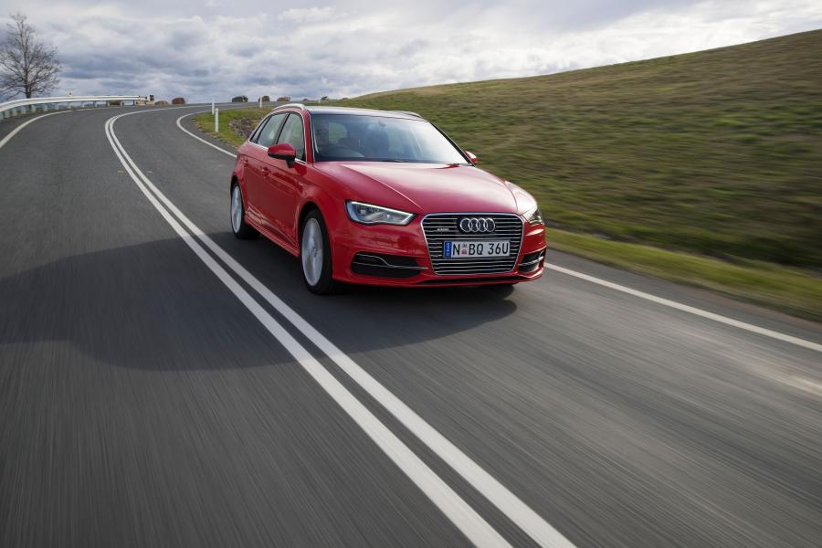  Audi A3 Sportback e-tron (8V) 2015 года  (AU) (фото 11 из 25)